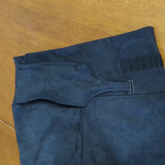 Echt Black Bike Shorts Large - Picture 8 of 12